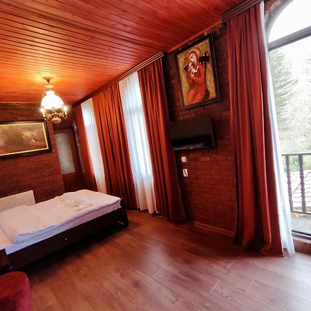 Chateau Chikovani Hotel Gordi Екстериор снимка