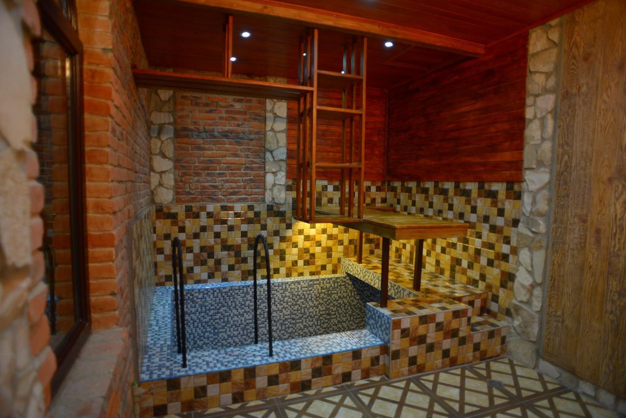 Chateau Chikovani Hotel Gordi Екстериор снимка