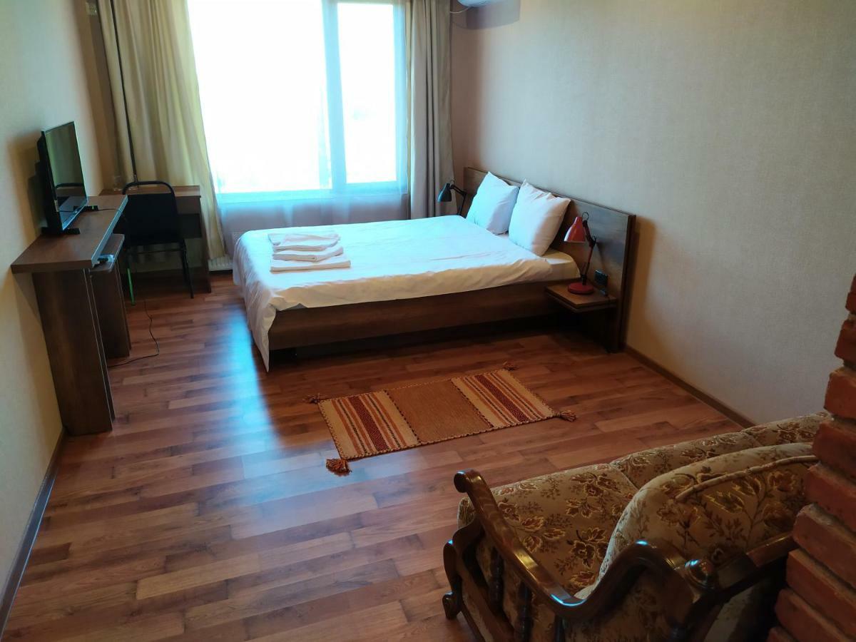 Chateau Chikovani Hotel Gordi Екстериор снимка